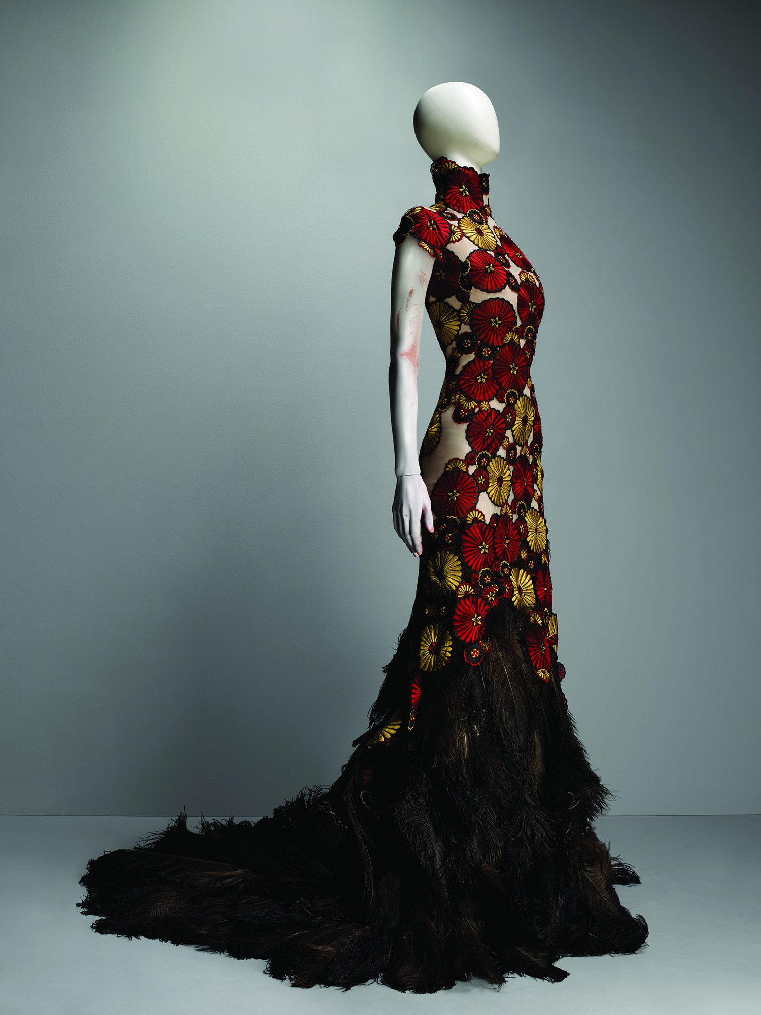 Fashion as Art – Alexander McQueen | Epheriell Designs
