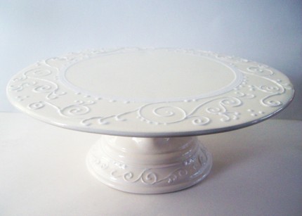 Ceramic Cake Stands – The Head’s Creation