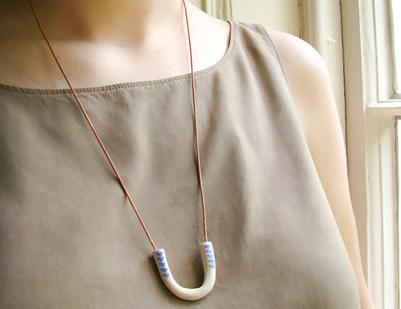 {Jewellery} Cla Contemporary